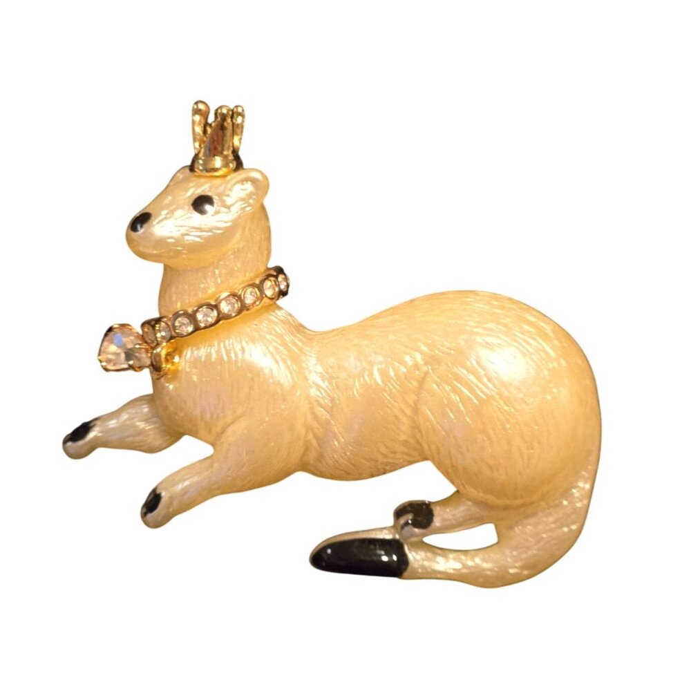 Kenneth Jay Lane Rhinestone Pearlized Queen Ferret Mink Brooch Signed KLJ Gold C - Picture 3 of 7